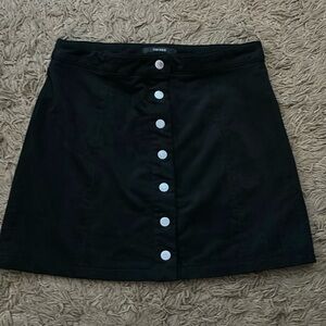 Black skirt. Soft material. Forever 21.